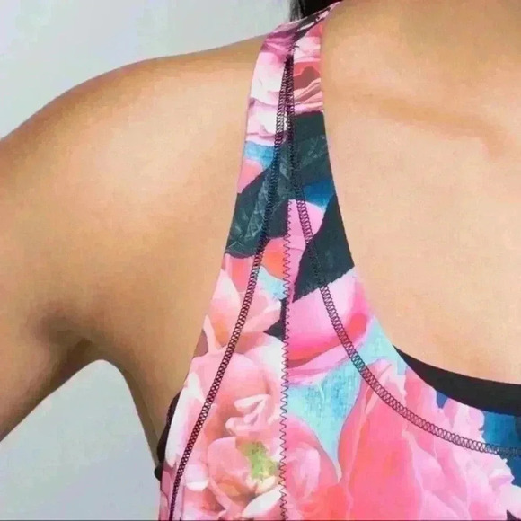 LULULEMON Lightened Up Racerback Singlet Tank in Secret Garden Pink Floral - Picture 5 of 11